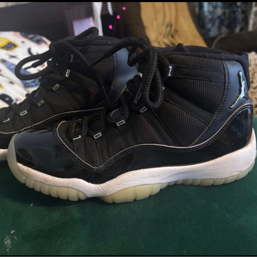 Nike Air Jordan Jubilee size 6y excellent condition